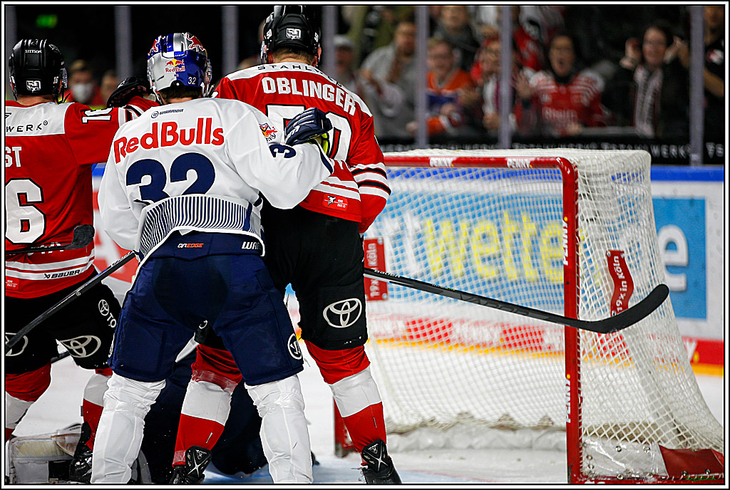 PENNY DEL; Koelner Haie- Red BUll Muenchen; Koeln, 08.11.2022